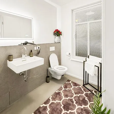 Modern Living: Hamburg & Baltic Sea Within 30 Min Apartment Ahrensburg Exterior photo