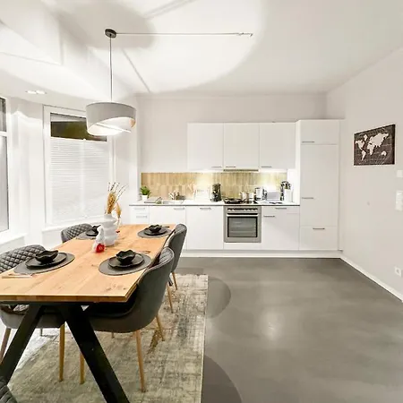 Modern Living: Hamburg & Baltic Sea Within 30 Min Apartment Ahrensburg Exterior photo