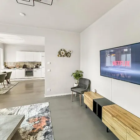 Modern Living: Hamburg & Baltic Sea Within 30 Min Apartment Ahrensburg Exterior photo